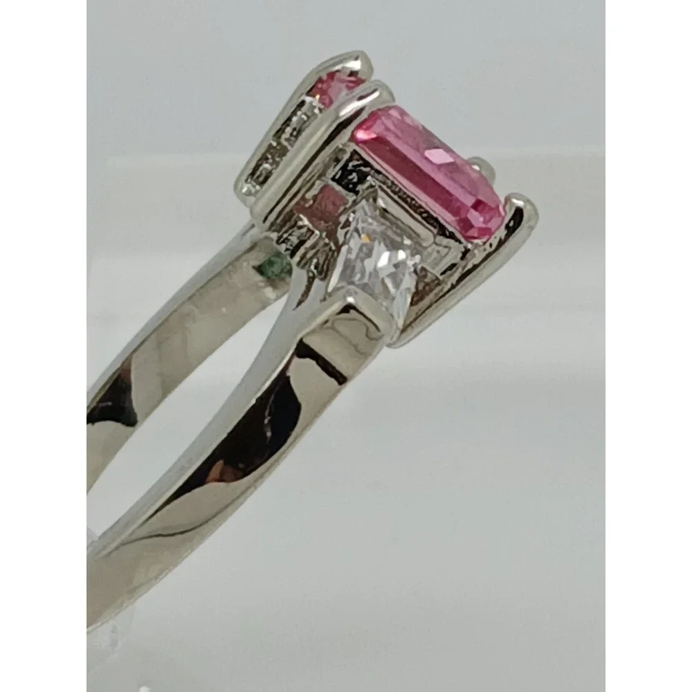 3.5 Ct Vintage 3-Stone White Gold Silver Tone‎ Pink Sim Diamond CZ Ring Size 10